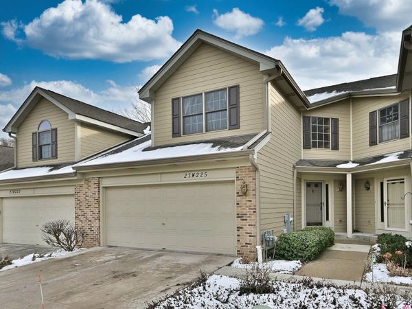 27W225 Ash Court , Winfield, IL 60190