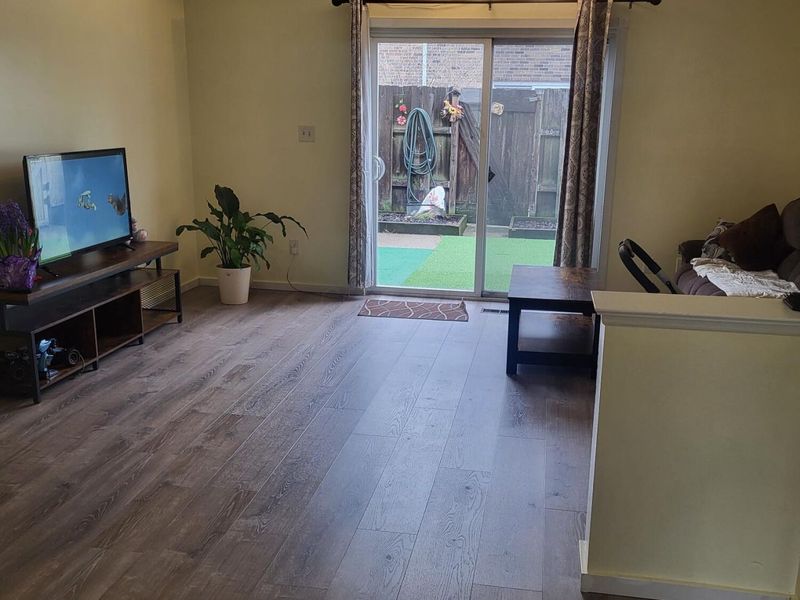 2375 Woodbrook Circle S, Unit 167, Columbus, OH 43223 Photo 3