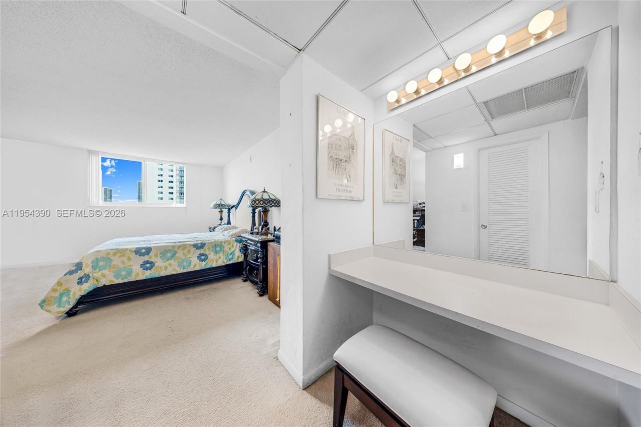 19370 Collins Ave, Unit 502, Sunny Isles Beach, FL 33160 Photo