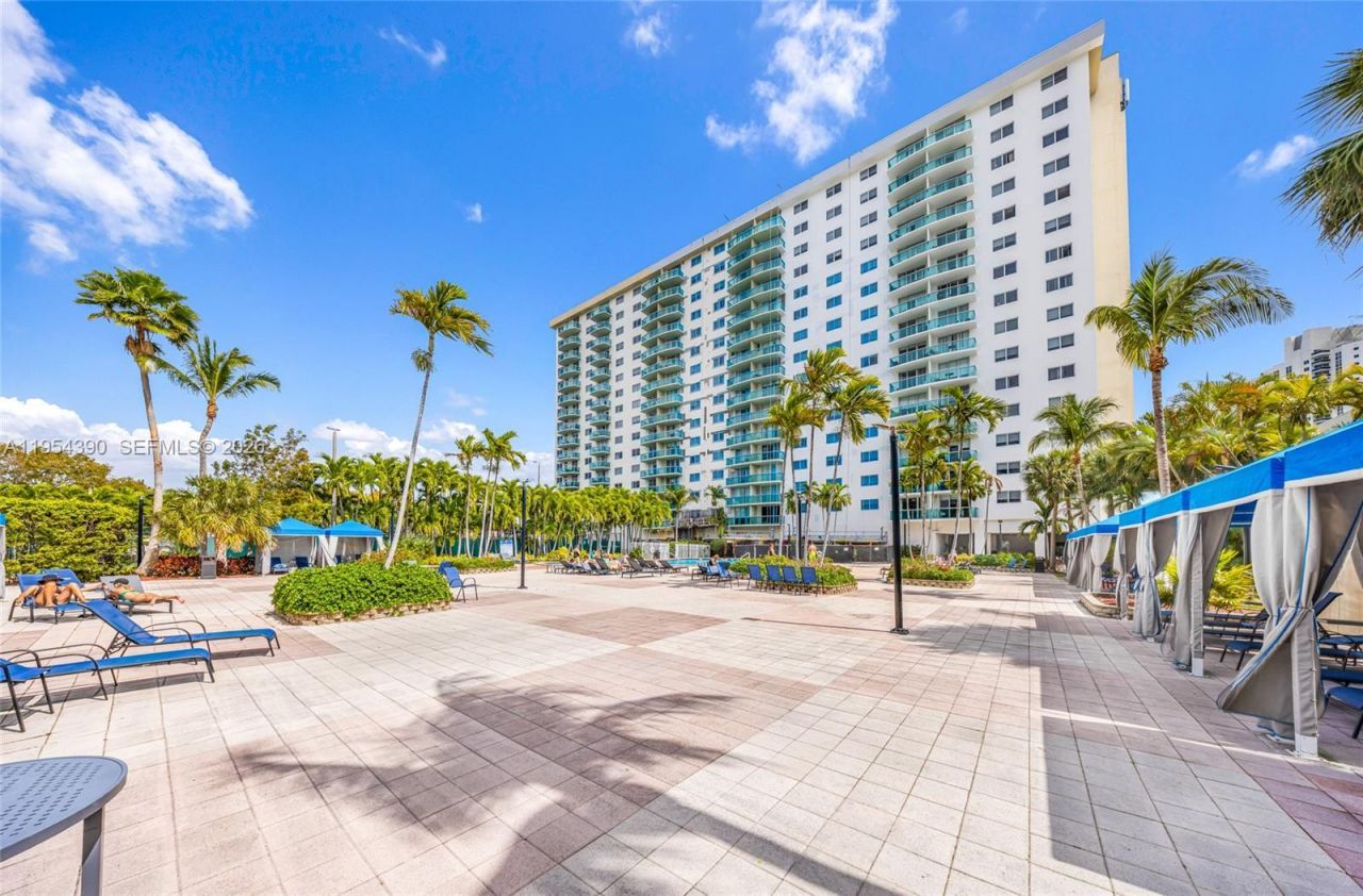 19370 Collins Ave, Unit 502, Sunny Isles Beach, FL 33160 Photo