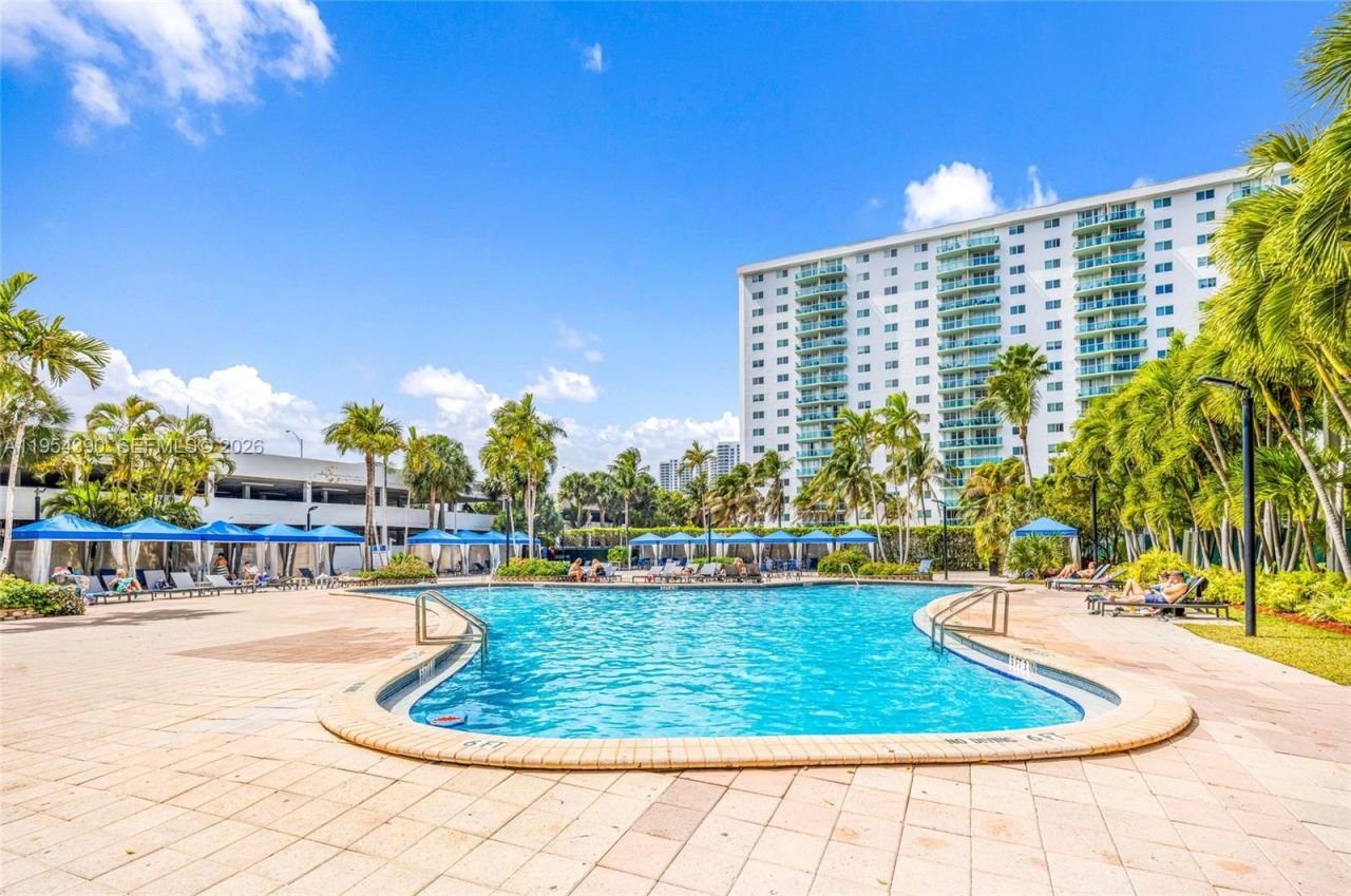 19370 Collins Ave, Unit 502, Sunny Isles Beach, FL 33160 Photo