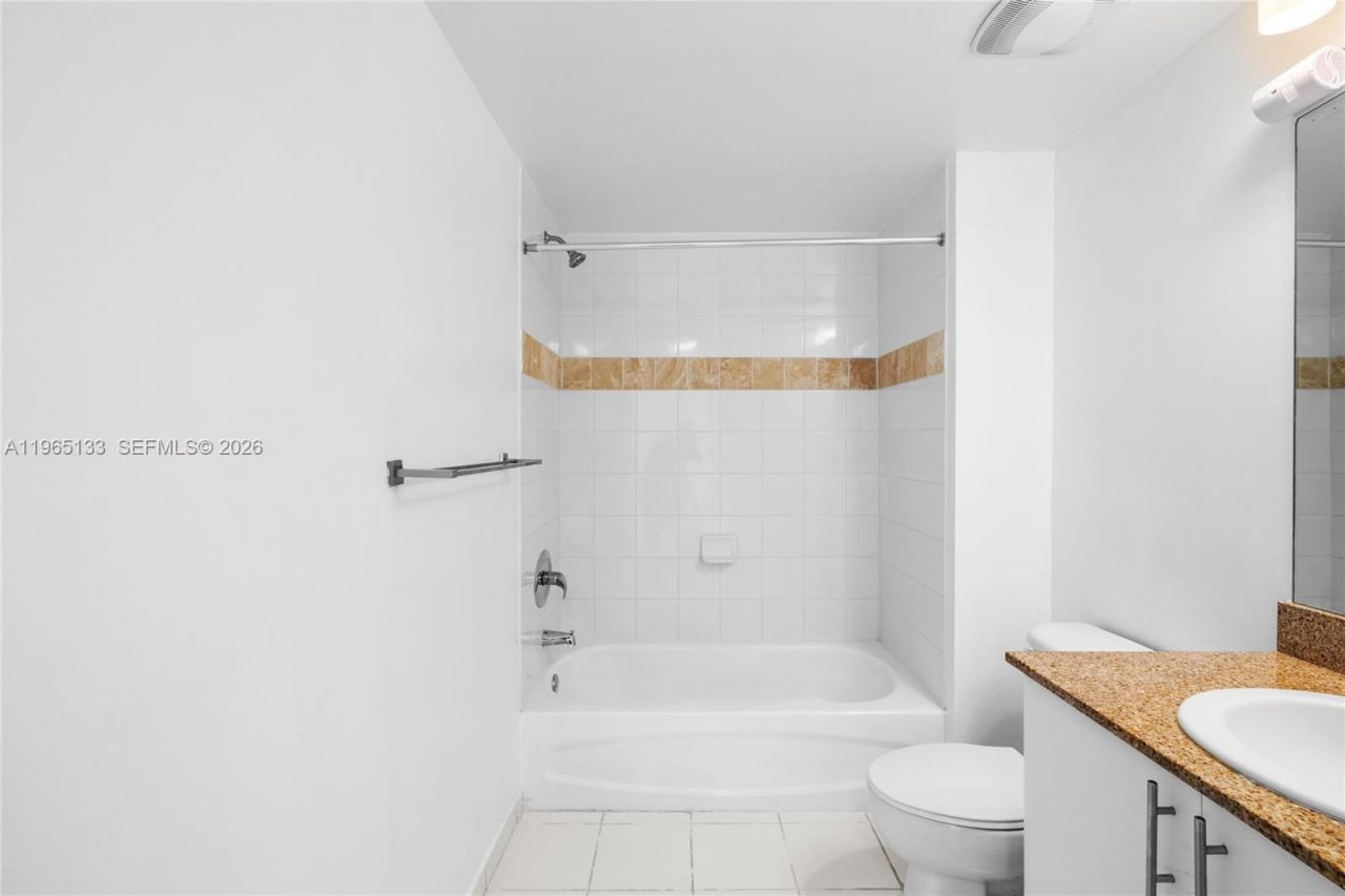 1861 NW S River Dr , Unit 1610, Miami, FL 33125 Photo