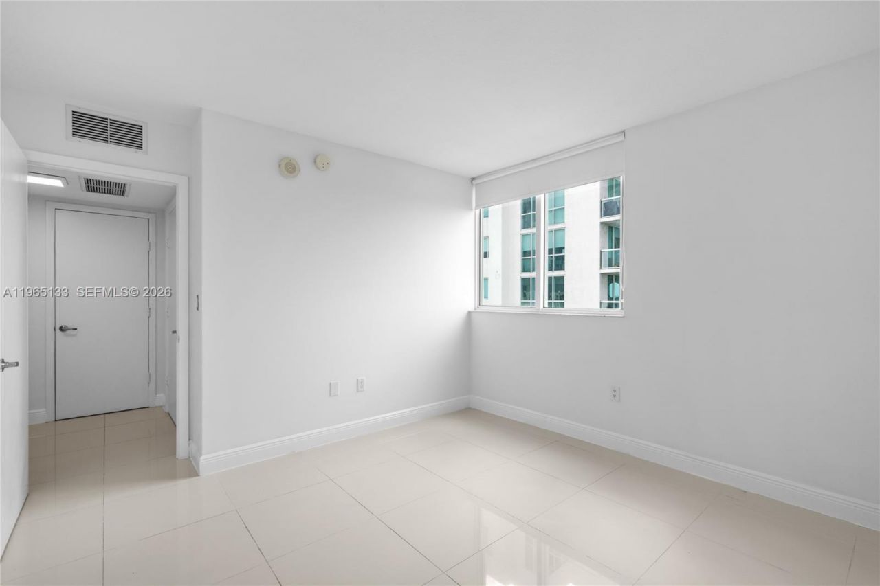 1861 NW S River Dr , Unit 1610, Miami, FL 33125 Photo