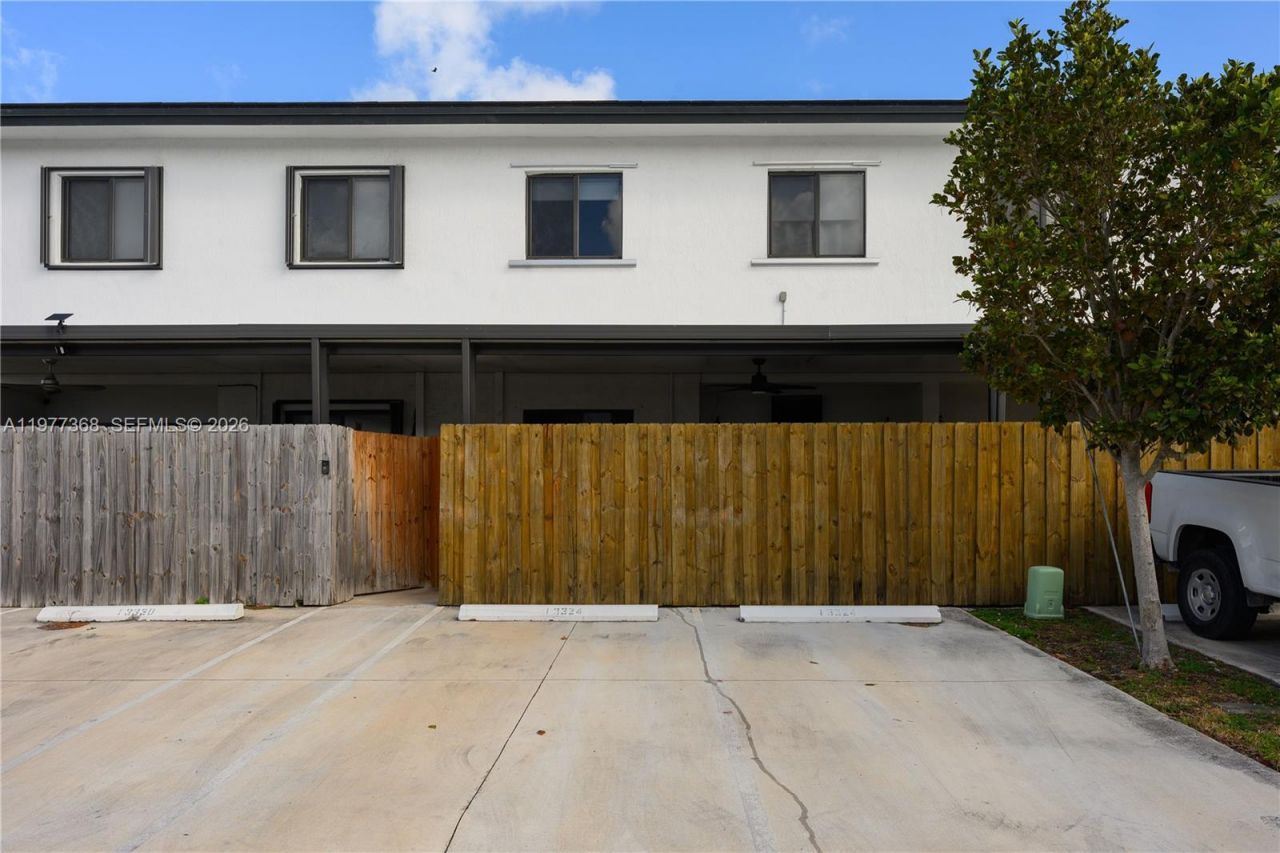13324 SW 250th St, Miami, FL 33032 Photo