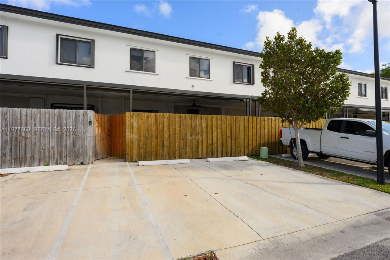 13324 SW 250th St, Miami, FL 33032 Photo
