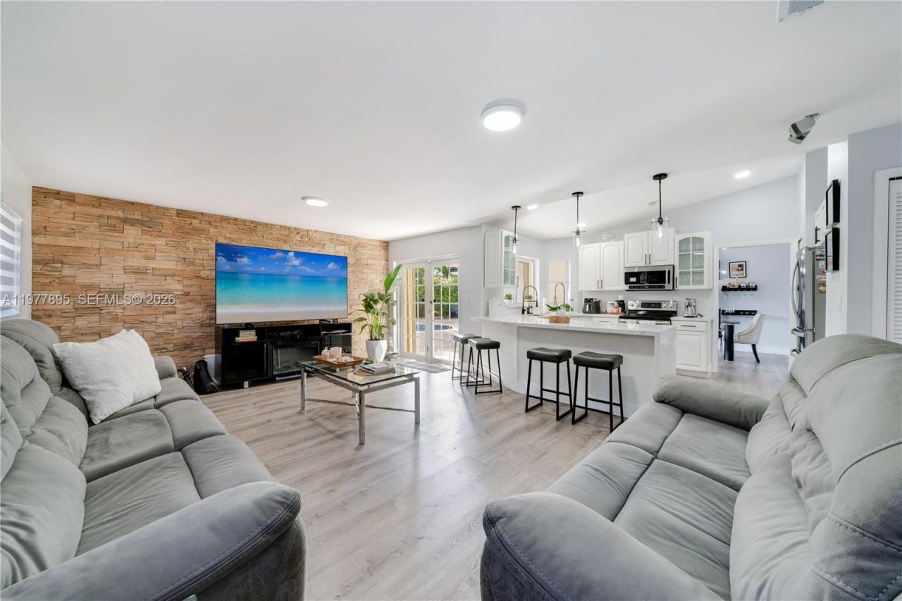 1599 SW 141st Ave, Miami, FL 33184 Photo