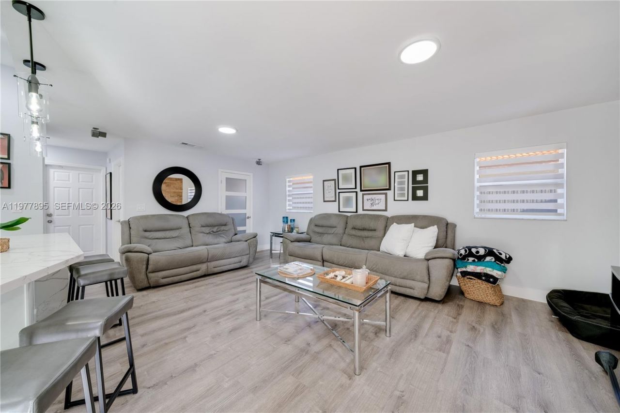 1599 SW 141st Ave, Miami, FL 33184 Photo