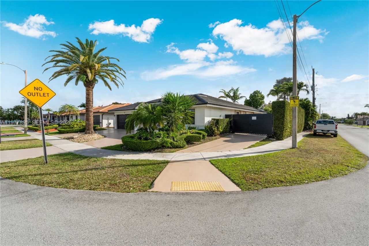 1599 SW 141st Ave, Miami, FL 33184 Photo