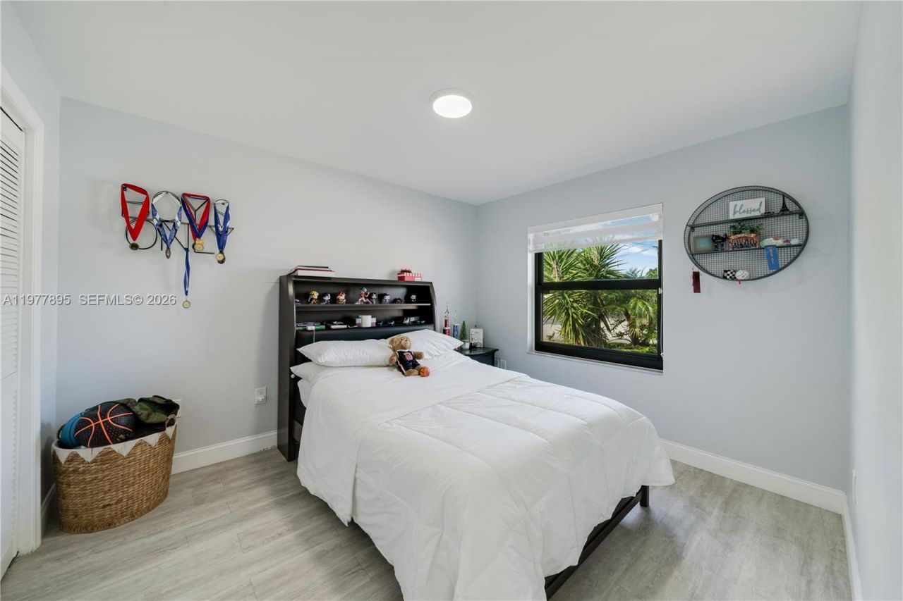 1599 SW 141st Ave, Miami, FL 33184 Photo