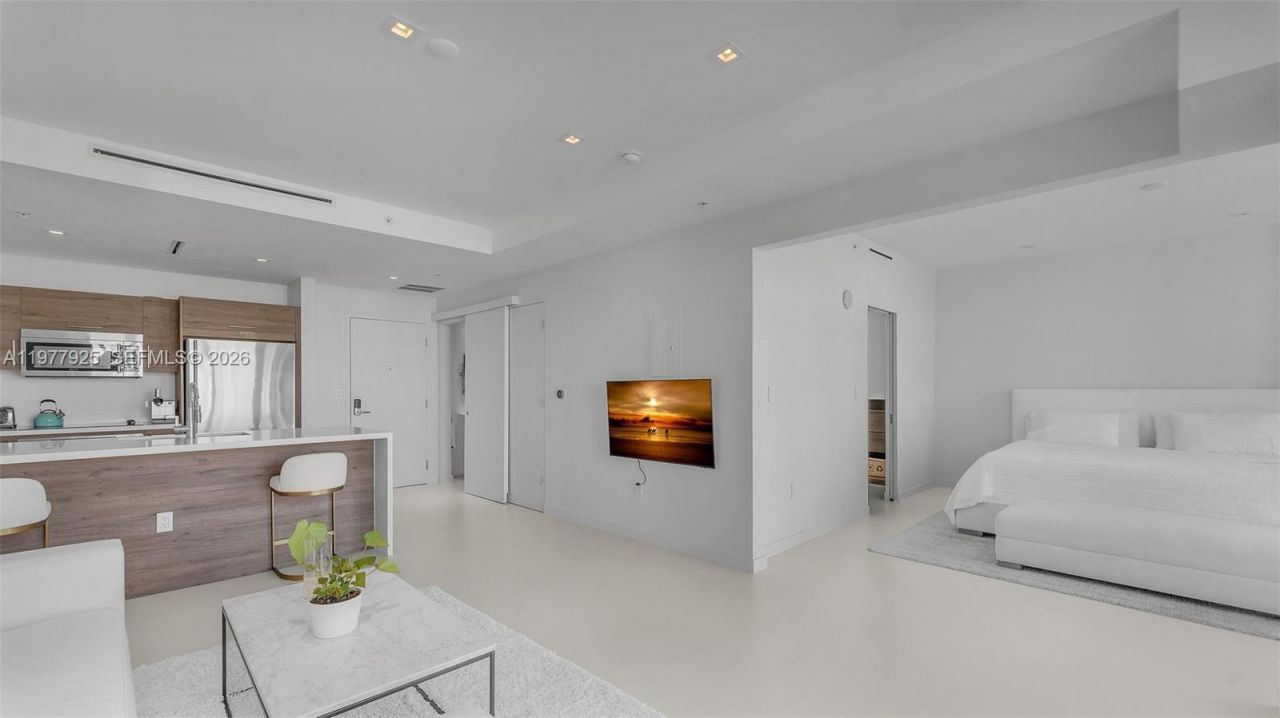 3301 NE 1st Ave , Unit H1711, Miami, FL 33137 Photo