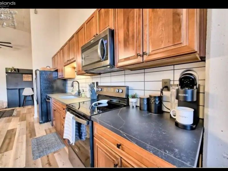 401 W Shoreline Drive, Unit 226, Sandusky, OH 44870 Photo 3