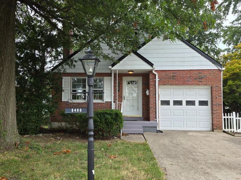 8468 Plainfield Road, Sycamore Township, OH 45236 Photo 1