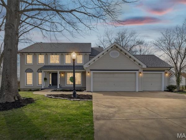 2954 Finestown Road, St Louis, MO 63129