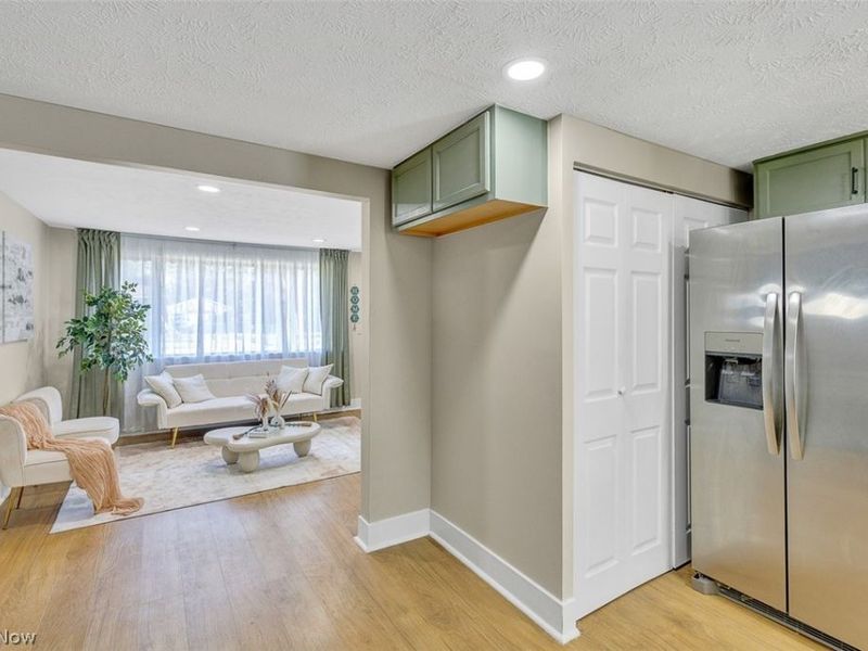 523 Purdue Avenue, Elyria, OH 44035 Photo 10