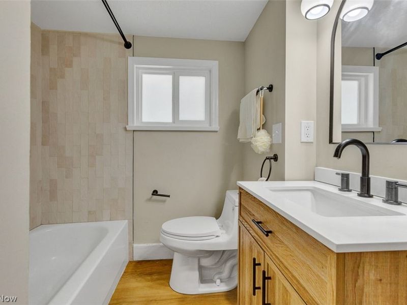 523 Purdue Avenue, Elyria, OH 44035 Photo 15