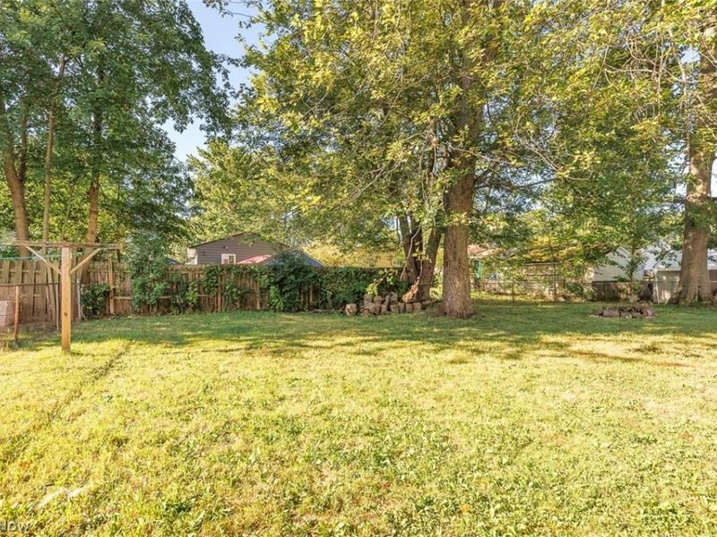 523 Purdue Avenue, Elyria, OH 44035 Photo 32