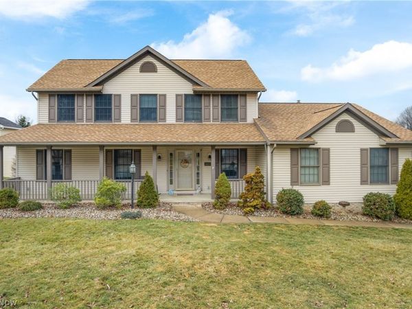 1825 John Carroll Drive SE, Massillon, OH 44646