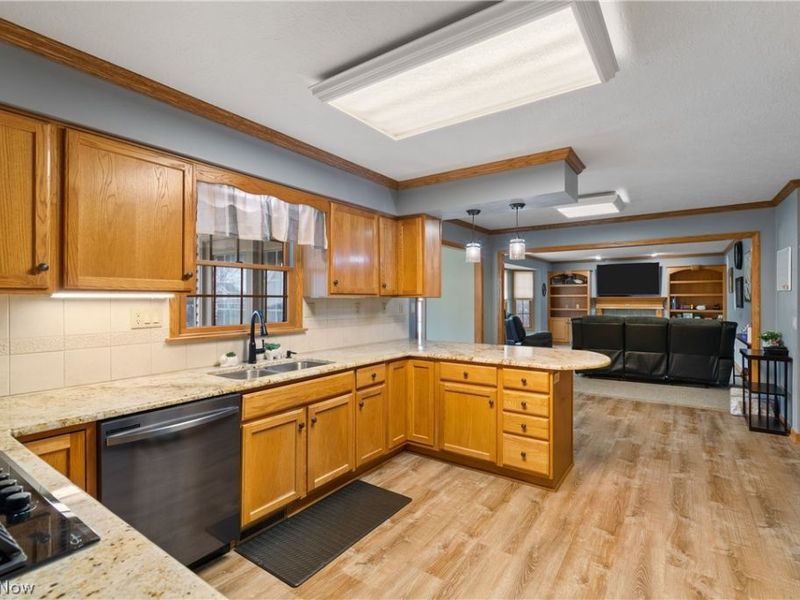 1825 John Carroll Drive SE, Massillon, OH 44646 Photo 10