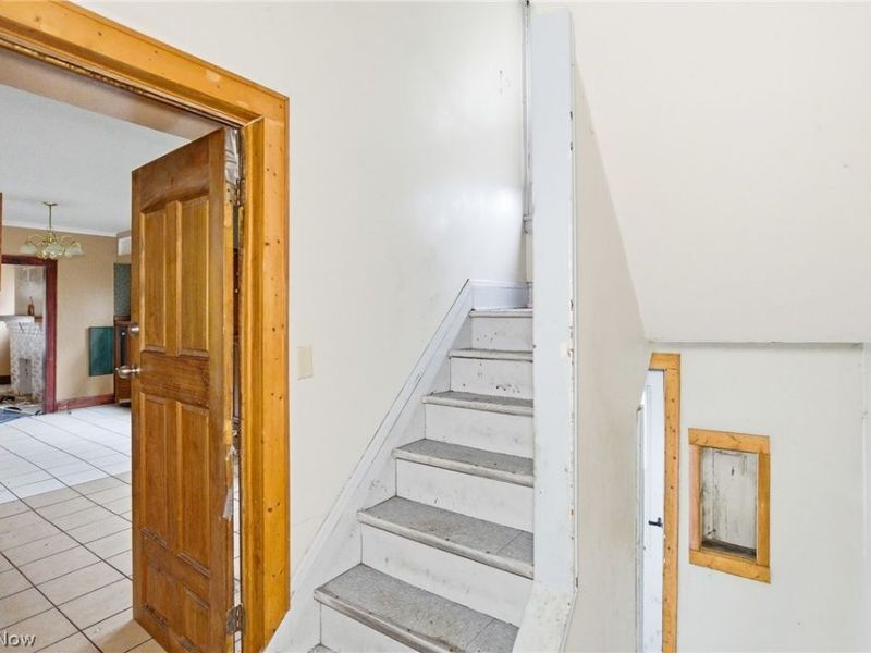 1867 Reyburn Road, Cleveland, OH 44112 Photo 23