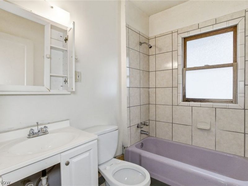 1867 Reyburn Road, Cleveland, OH 44112 Photo 36