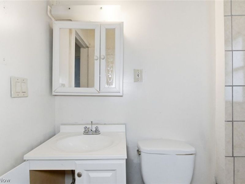 1867 Reyburn Road, Cleveland, OH 44112 Photo 44