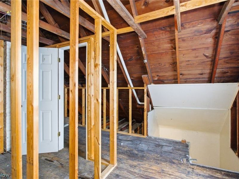 1867 Reyburn Road, Cleveland, OH 44112 Photo 45