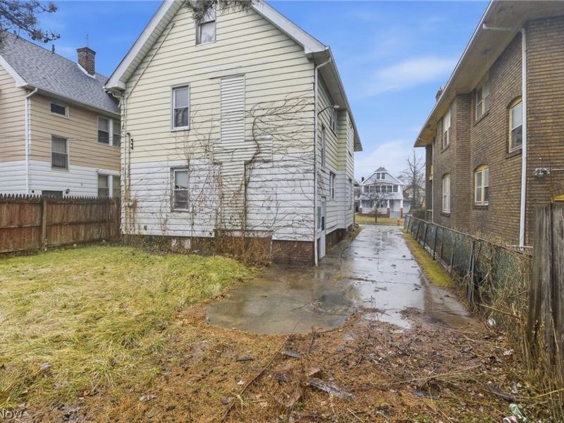 1867 Reyburn Road, Cleveland, OH 44112 Photo 49