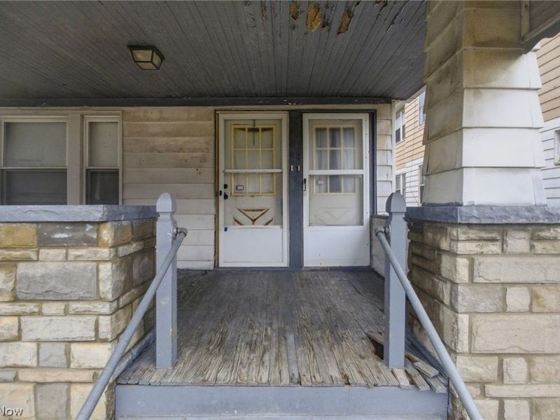 1867 Reyburn Road, Cleveland, OH 44112 Photo 5