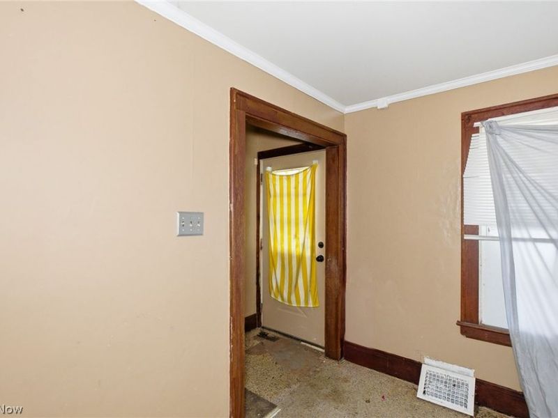 1867 Reyburn Road, Cleveland, OH 44112 Photo 7