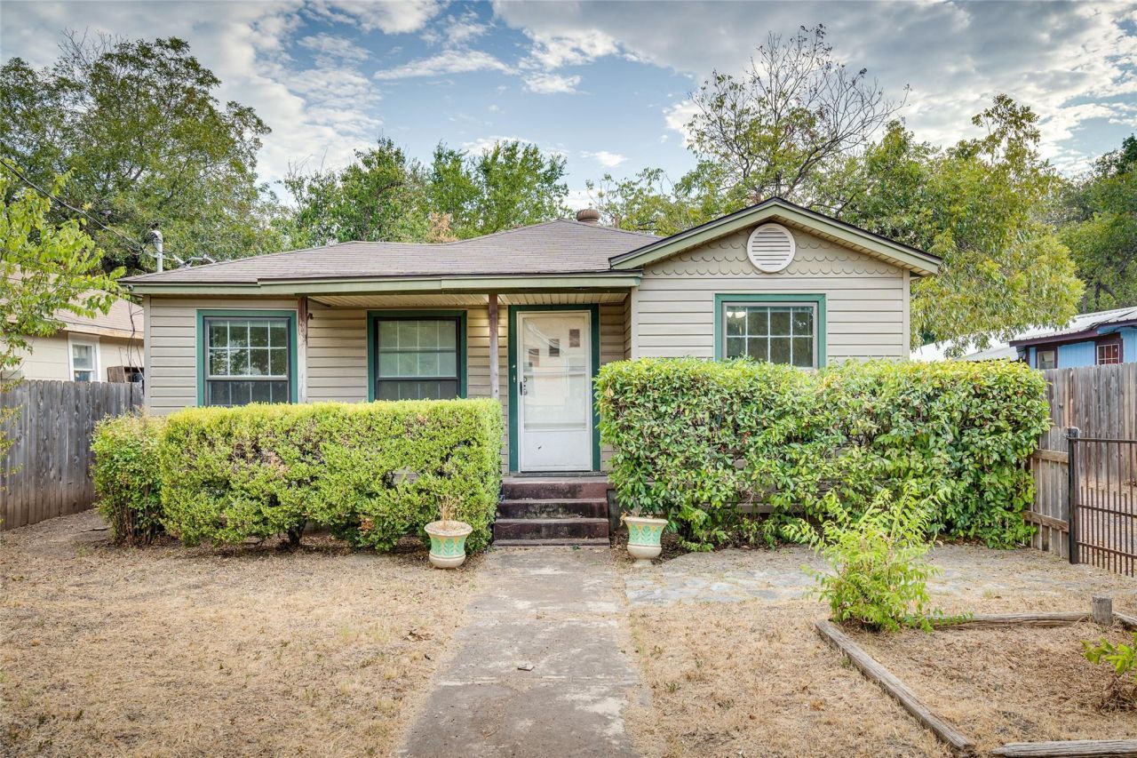 1011 E 49th St, Austin, TX 78751 Main Photo