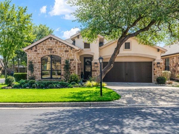 23 Prestonwood CIR, Lakeway, TX 78734
