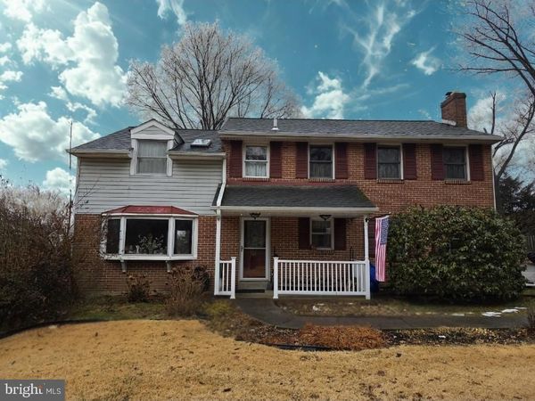 902 SURREY DRIVE, BLUE BELL, PA 19422