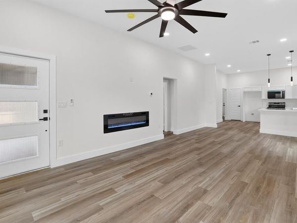 2307 Refugio Avenue, Fort Worth, TX 76164