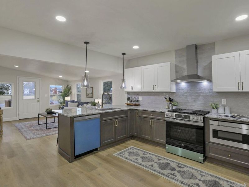 1196 Francisco Road, Columbus, OH 43220 Photo 13