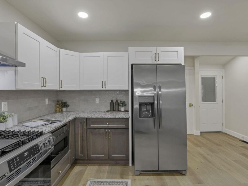 1196 Francisco Road, Columbus, OH 43220 Photo 16