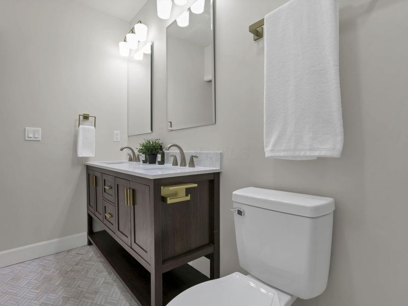 1196 Francisco Road, Columbus, OH 43220 Photo 23