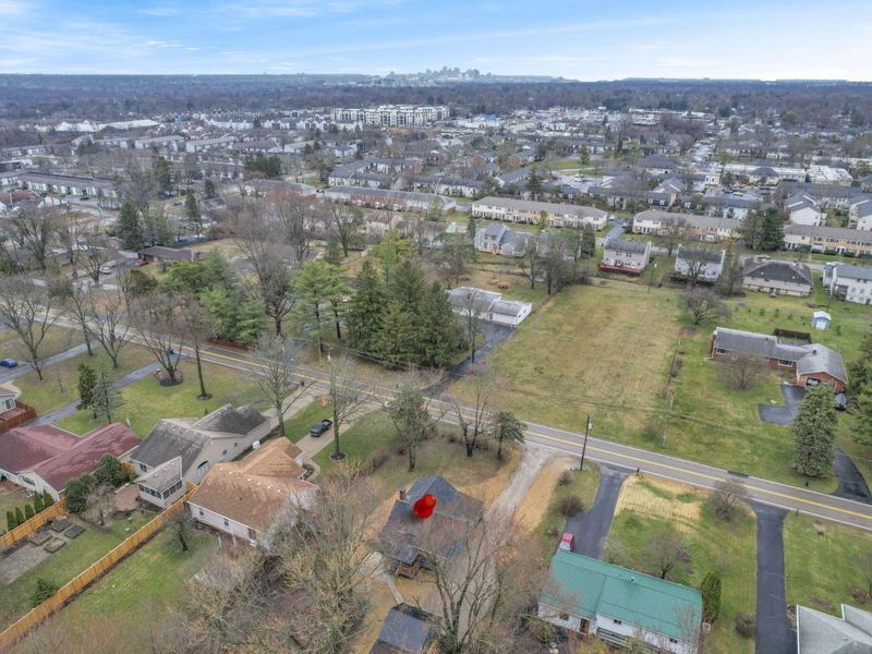 1196 Francisco Road, Columbus, OH 43220 Photo 42