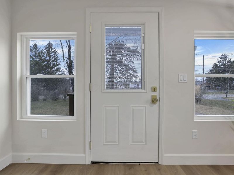 1196 Francisco Road, Columbus, OH 43220 Photo 5