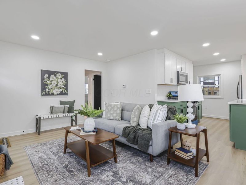 878 Grandon Avenue , Columbus, OH 43209 Photo 10