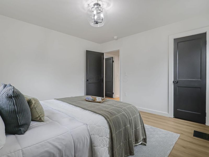 878 Grandon Avenue, Columbus, OH 43209 Photo 24