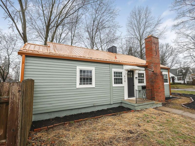 878 Grandon Avenue , Columbus, OH 43209 Photo 3