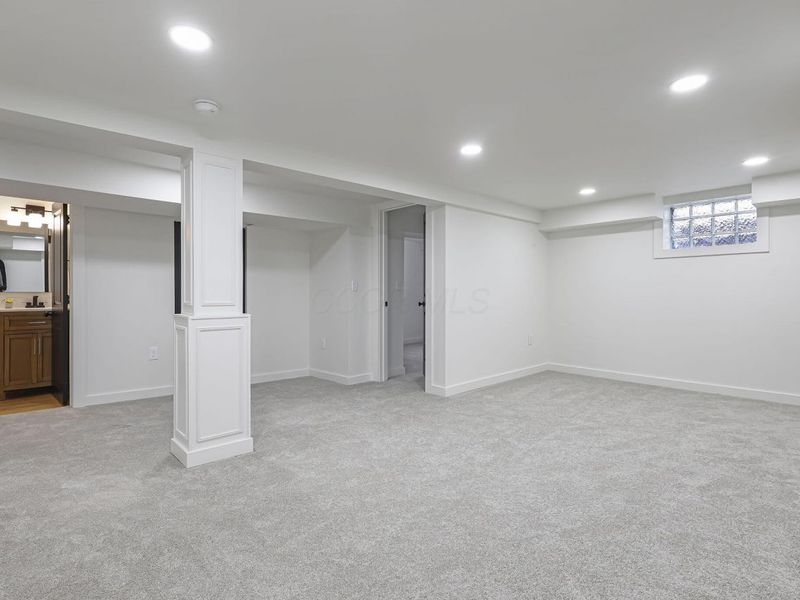 878 Grandon Avenue, Columbus, OH 43209 Photo 32