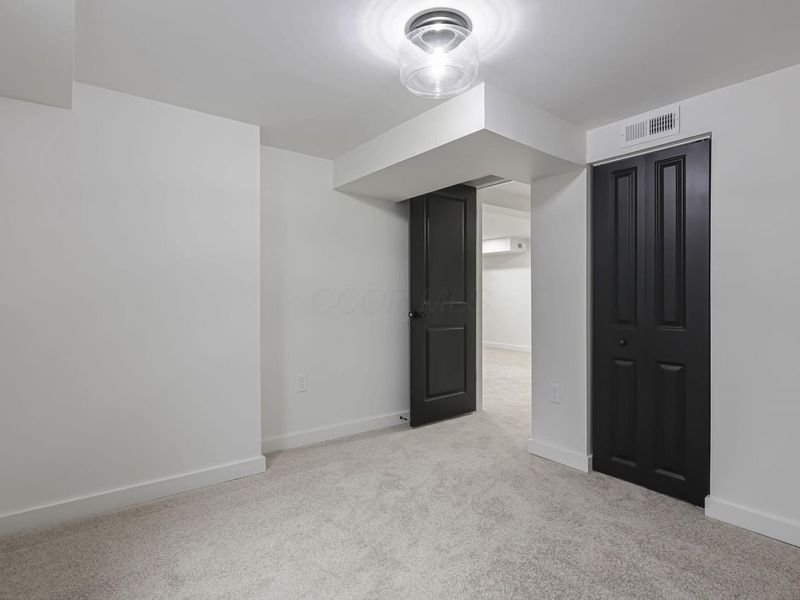 878 Grandon Avenue , Columbus, OH 43209 Photo 38