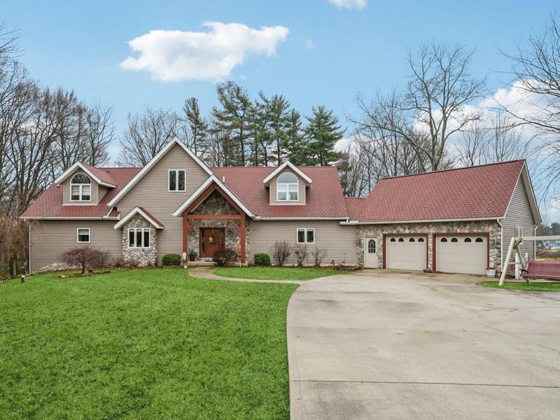 123 Misty Meadows Drive, Heath, OH 43056 Photo 1