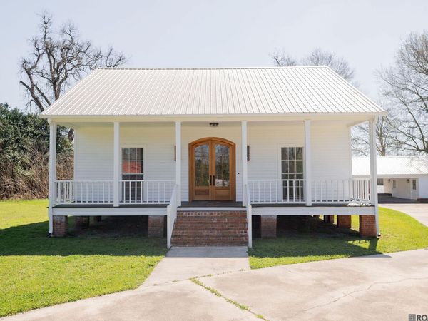 59305 Bayou Rd, Plaquemine, LA 70764
