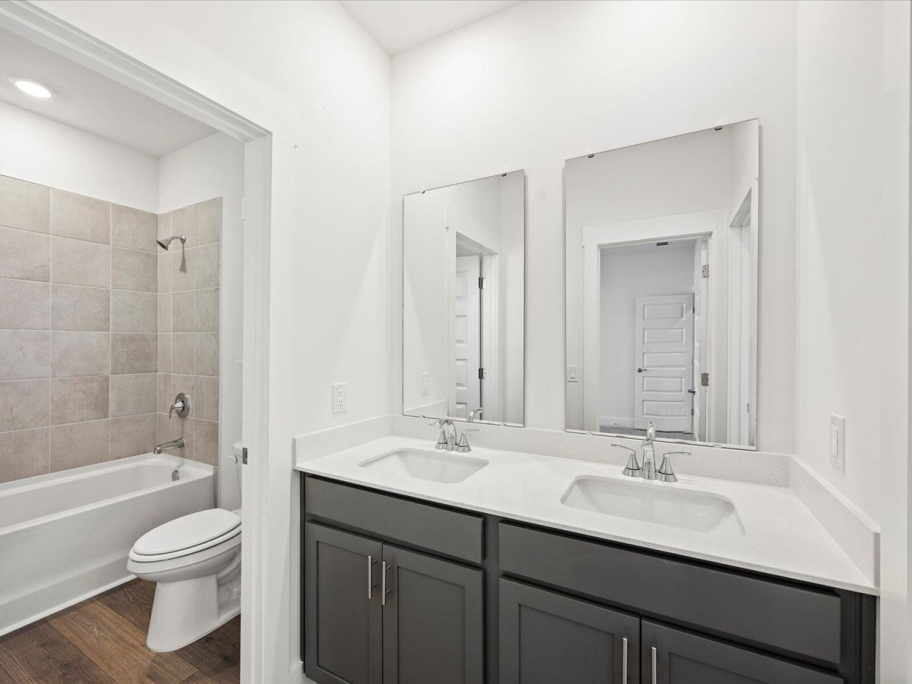 378 Calm Water Way Photo 5