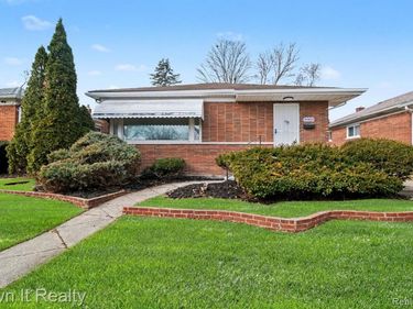 19909 Murray Hill Street, Detroit, MI 48235