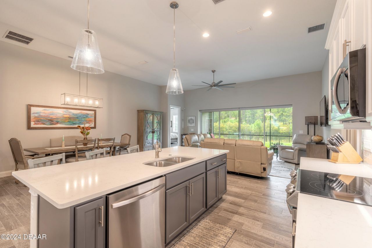 205 Cyan Avenue, Daytona Beach, FL 32124 Photo