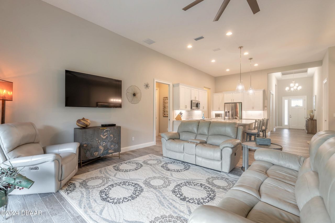 205 Cyan Avenue, Daytona Beach, FL 32124 Photo