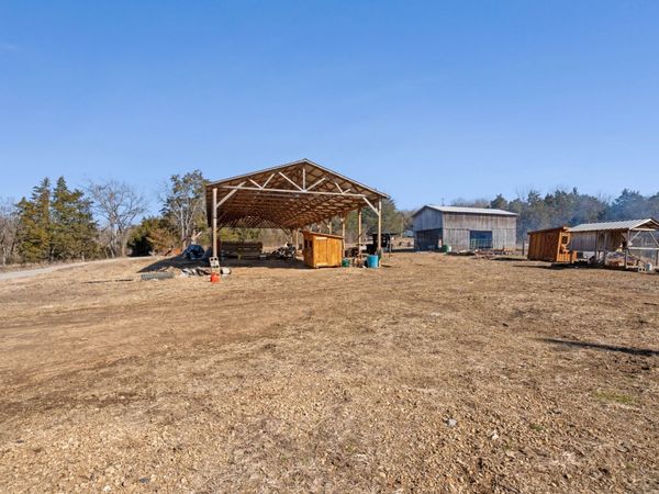 448 Holder Branch Ln , Hartsville, TN 37074